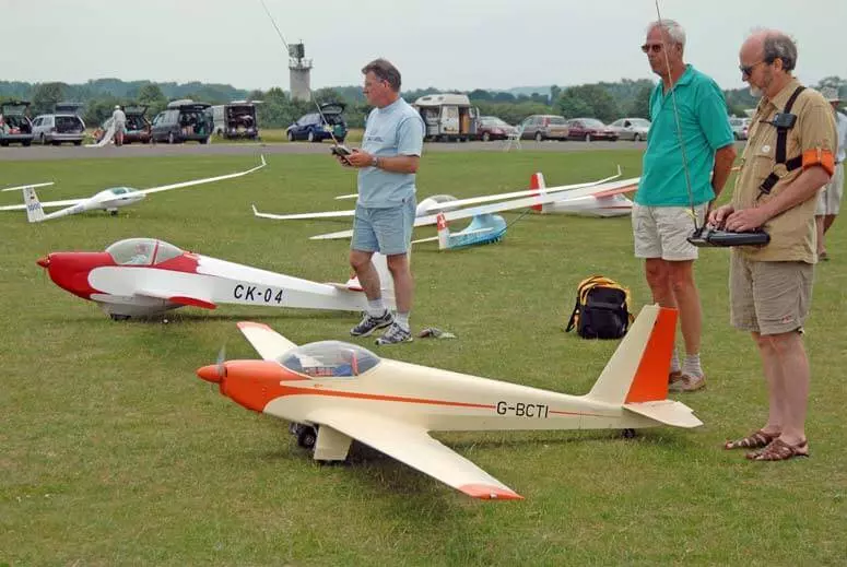 motor-gliders